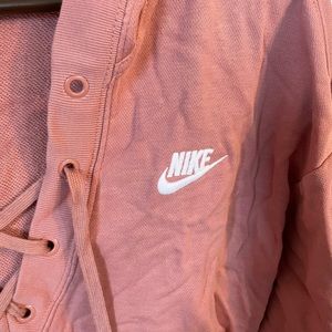 Nike (M) women’s pull over jersey with hood